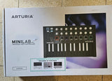 מקלדת שליטה Arturia MINILAB 2