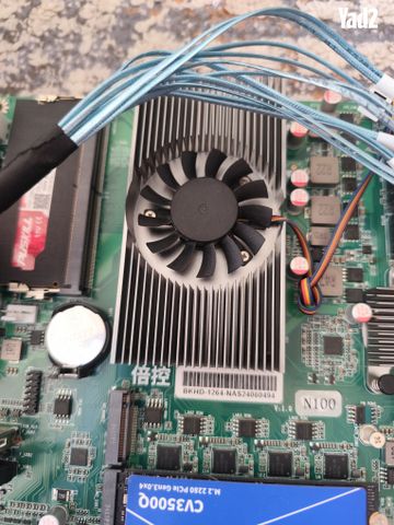 NAS N100