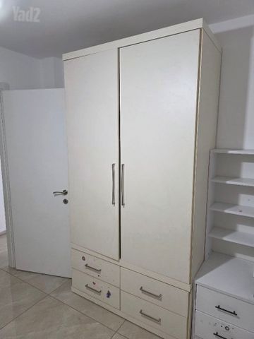 ארון 2 דלתות