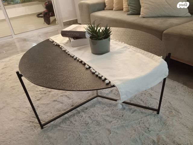 שולחן סלון