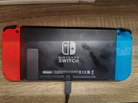 Nintendo Switch V2 כולל Dock