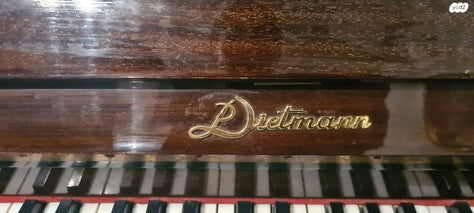 פסנתר Dietmann