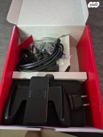 למכירה Nintendo switch oled