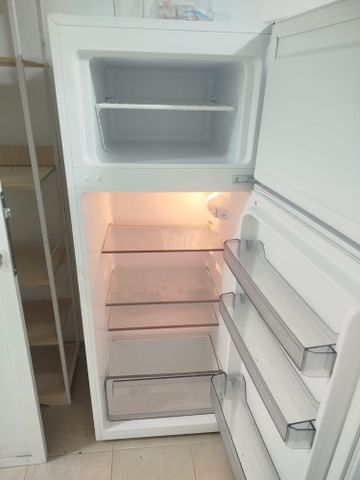 מקרר קטן