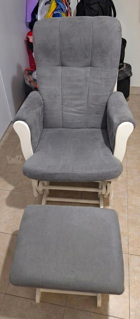 כורסת הנקה