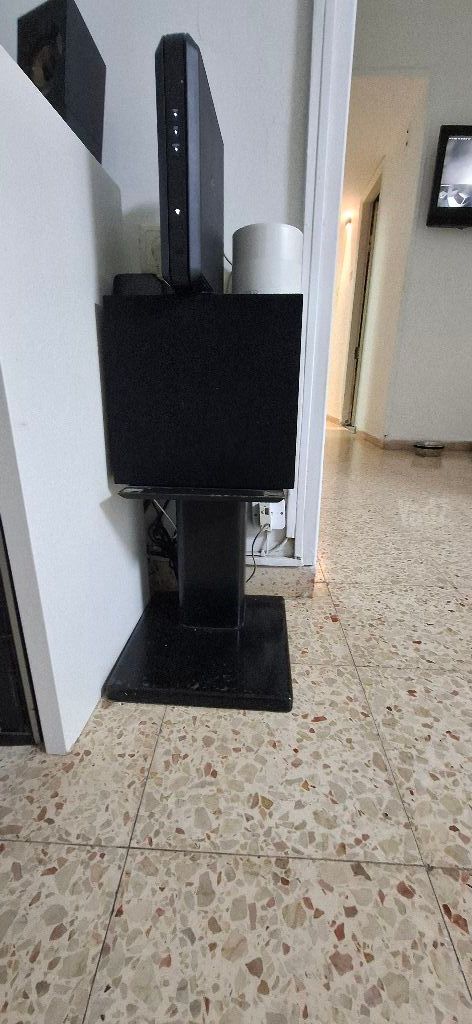 מעמד לרמקולים