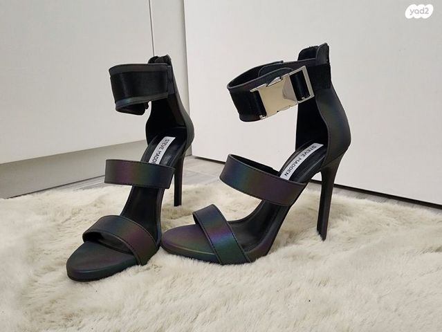 נעלי עקב Steve Madden