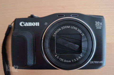 Canon sx700