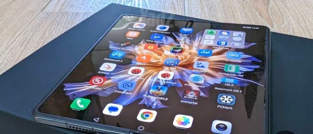 Honor magic v2