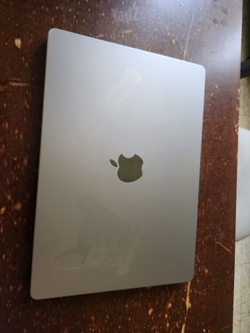 Macbook Pro M2 pro 32GB 512GB