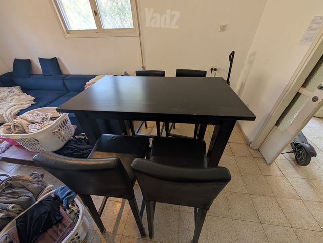 שולחן אוכל בר