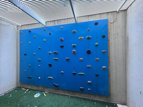 קיר טיפוס ביתי