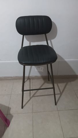 שולחן