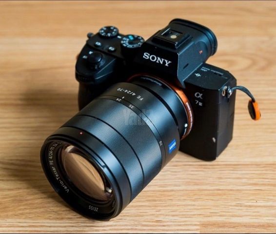 Sony A7 III+Zeiss f4 24-70