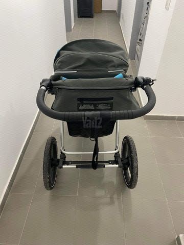 עגלת תינוקות