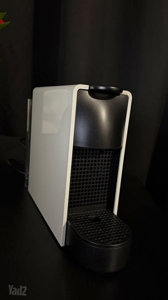 מכונת  Nespresso essenza mini