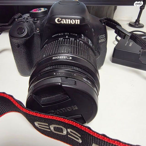 מצלמה Canon EOS 600D