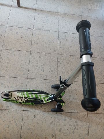 קורקינט.