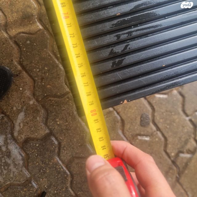 שולחן