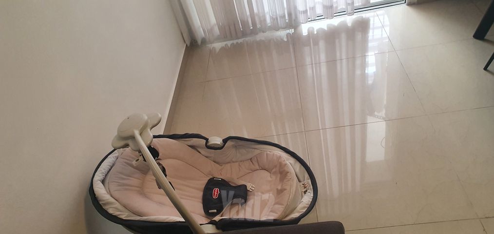 נדנדה לתינוק