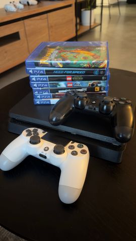 קונוסלה SonyPlaystation 4 Slim