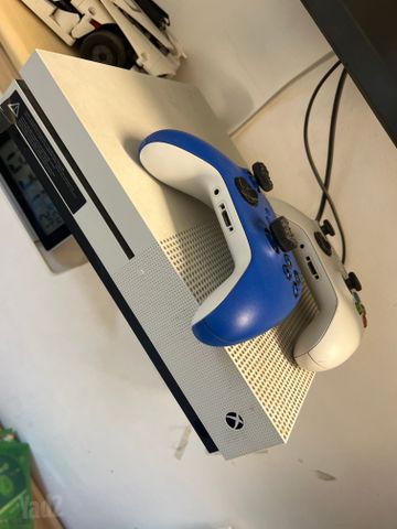 X BOX ONE