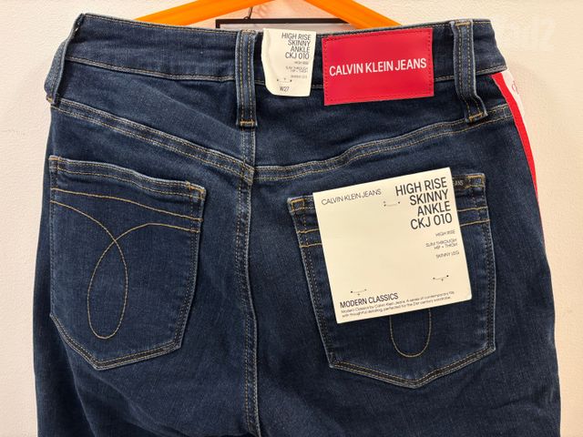ג’ינס וינטג׳ Calvin Klein