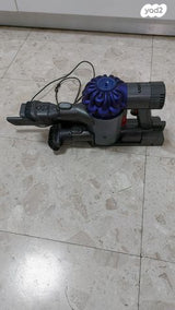 שואב אבק  DYSON V6