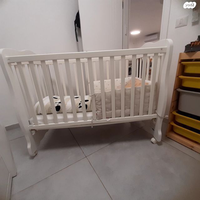 מיטת תינוק