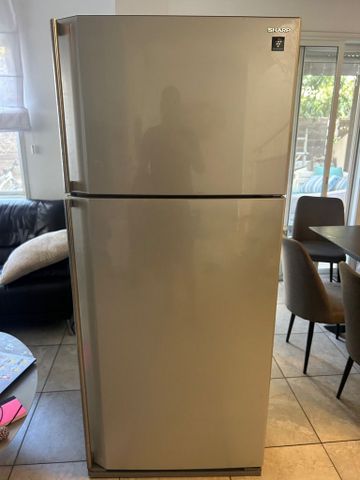 מקרר sharp
