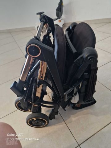 עגלת תינוק