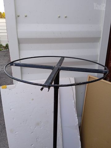 מתלה בגדים עגול מסתובב
