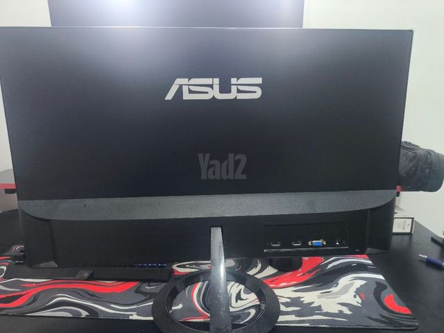 מסך מחשב של ASUS