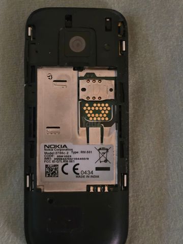 Nokia 2700 c-2