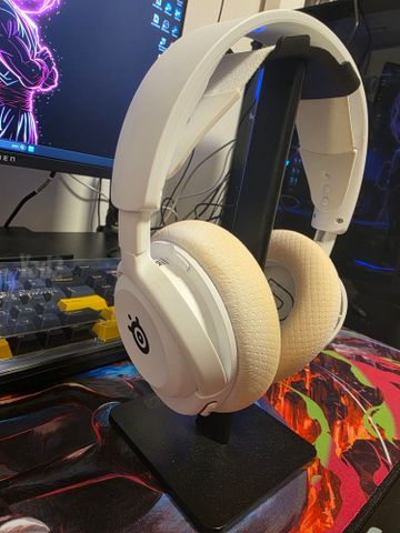 SteelSeries Arctis Nova 5