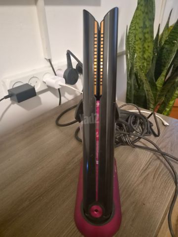 מחליק שיער Dyson Corrale