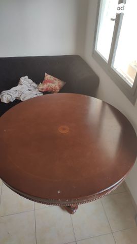 שולחן וינטג'ג