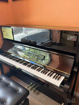 YAMAHA U1 A