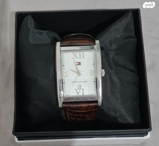 שעון TOMY HILFIGER חדש