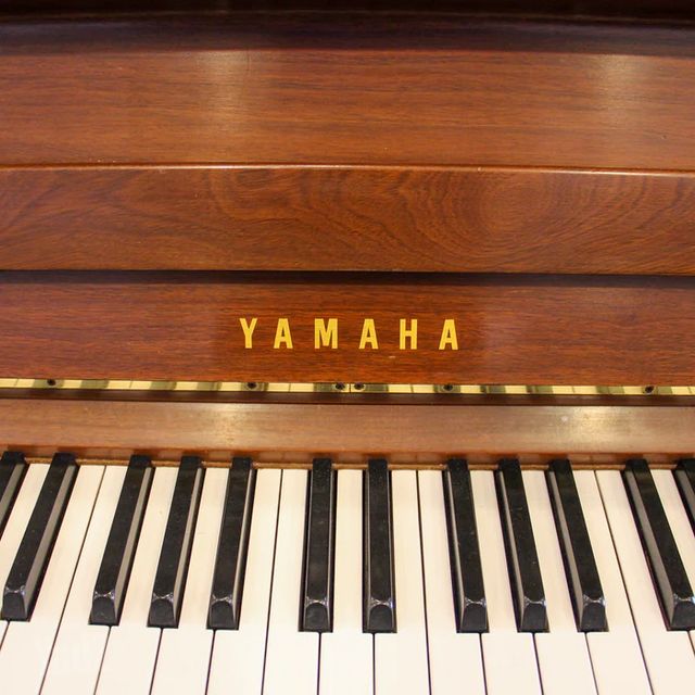YAMAHA