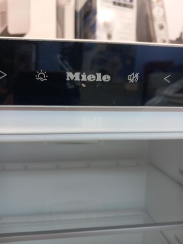 מקרר אינטגרלי מילה