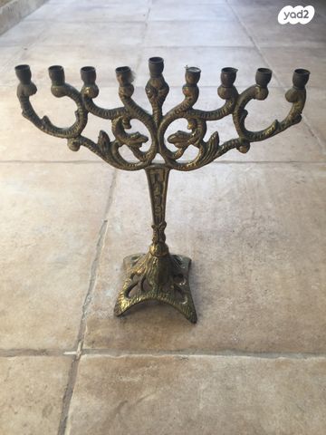 חנוכיה עתיקה