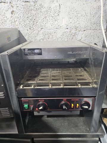טוסטר מסוע גסטרוליין