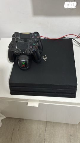 קונסולה חדשה PS4+ערכת VR PS4