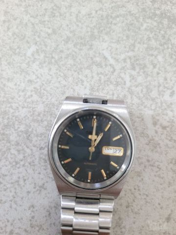 שעון יד לגבר Seiko