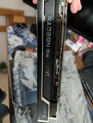 XFX Radeon RX 6950 XT 16GB