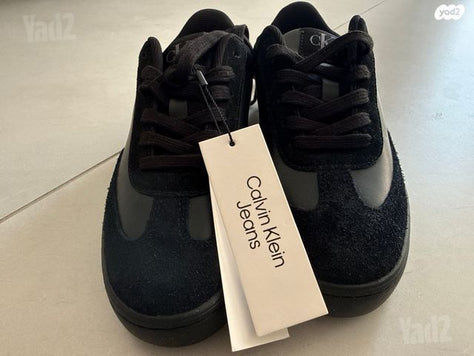 נעליים calvin klein