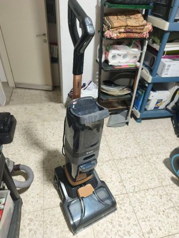 שואב שוטף