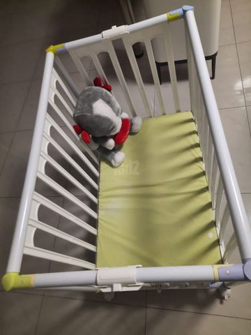 עריסה תינוק