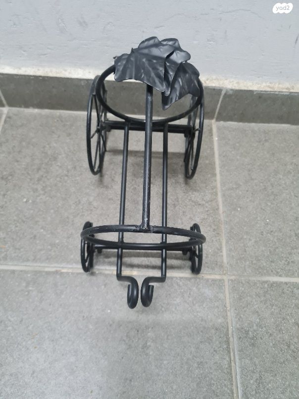מעמד לבקבוק